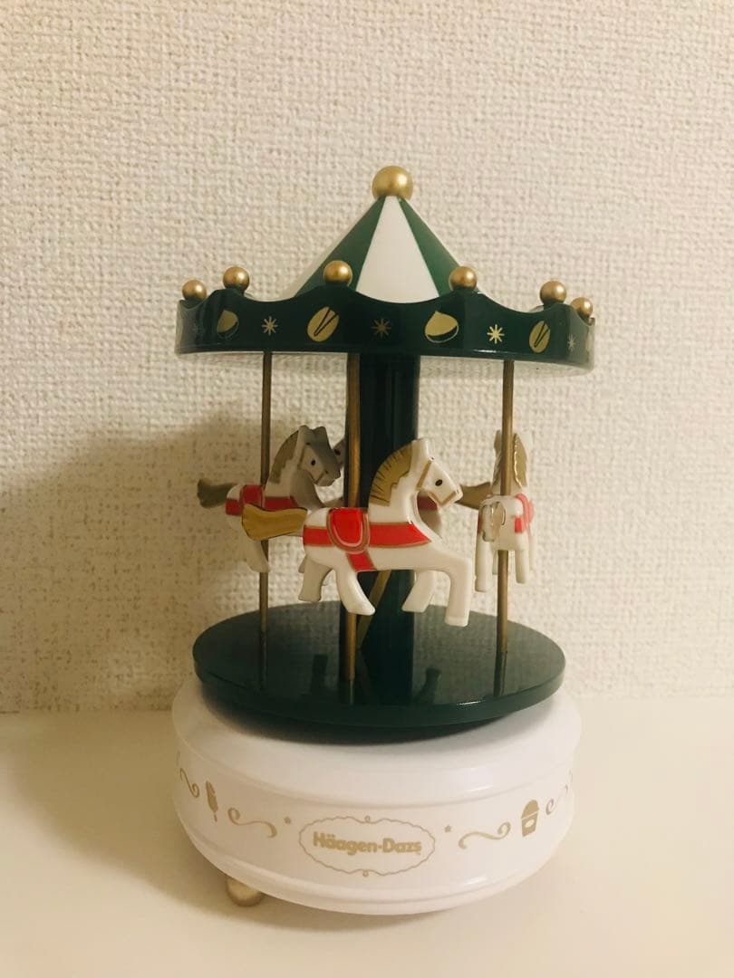 新品　海外限定　Häagen-Dazs メリーゴーランドオルゴール