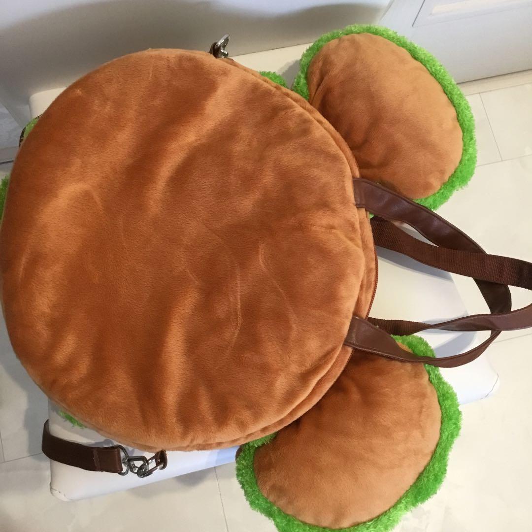 ハンバーガー型ナップザック ミッキー耳付き　ミッキーマウス￼ ディズニーランド￼