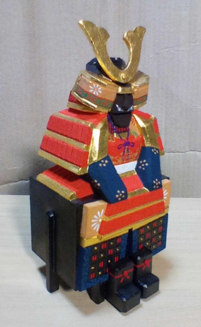 奈良一刀彫　五月人形「甲冑平飾」