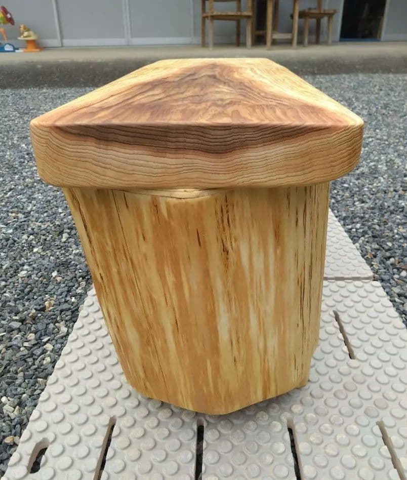 杉板と檜のベンチ84　値下げ❕天板は肌に優しい杉　節無しで杢目が綺麗　脚は檜半切