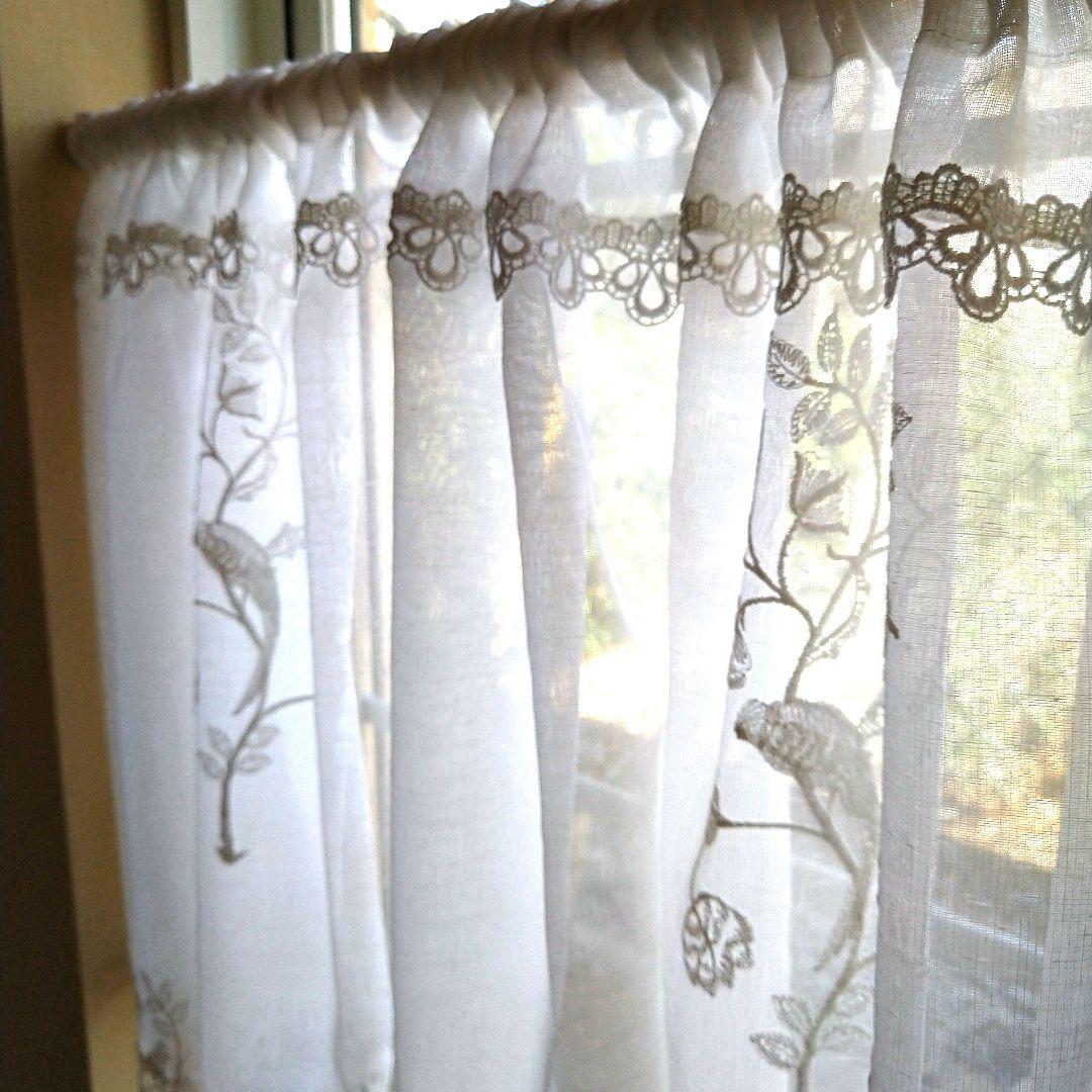 ラバレレ　『モリス・ケルムスコットツリー』シアーカフェカーテン・オーダー