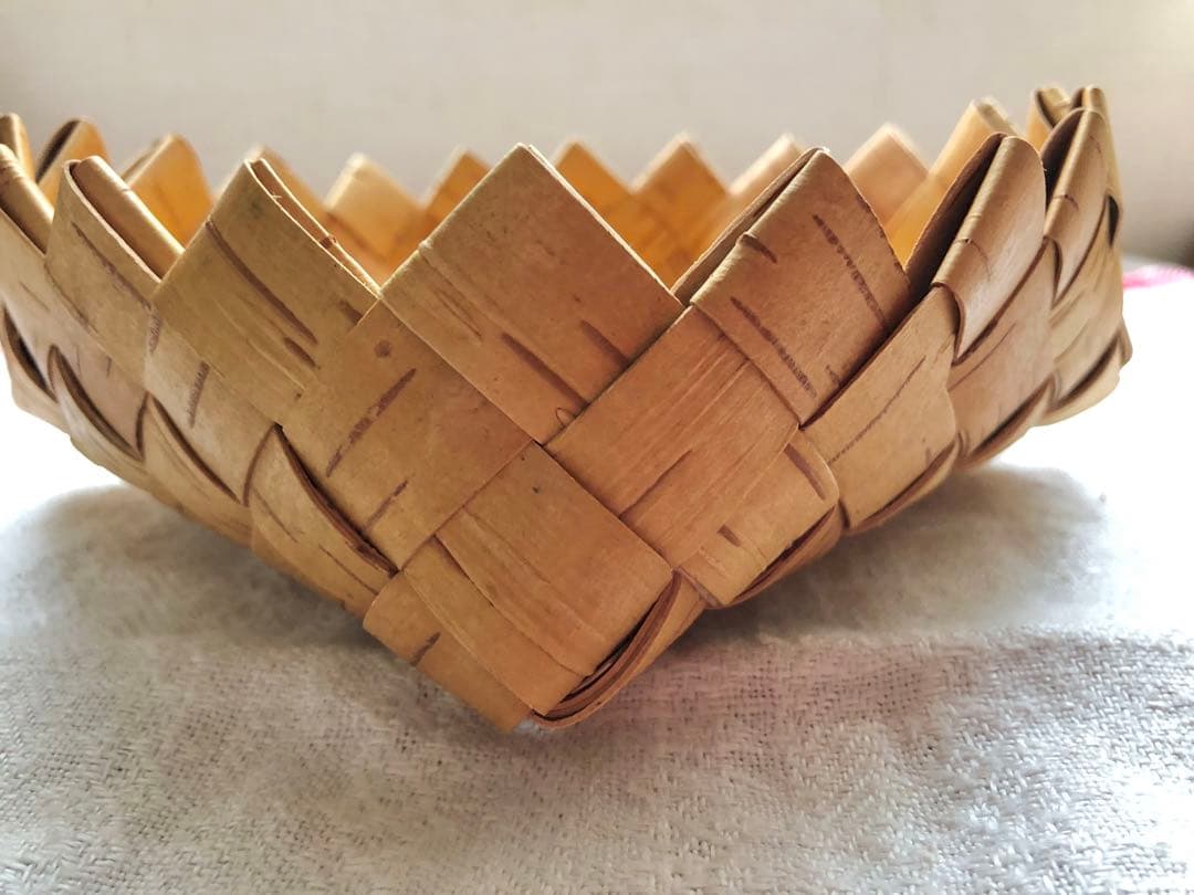 白樺　ギザギザかご