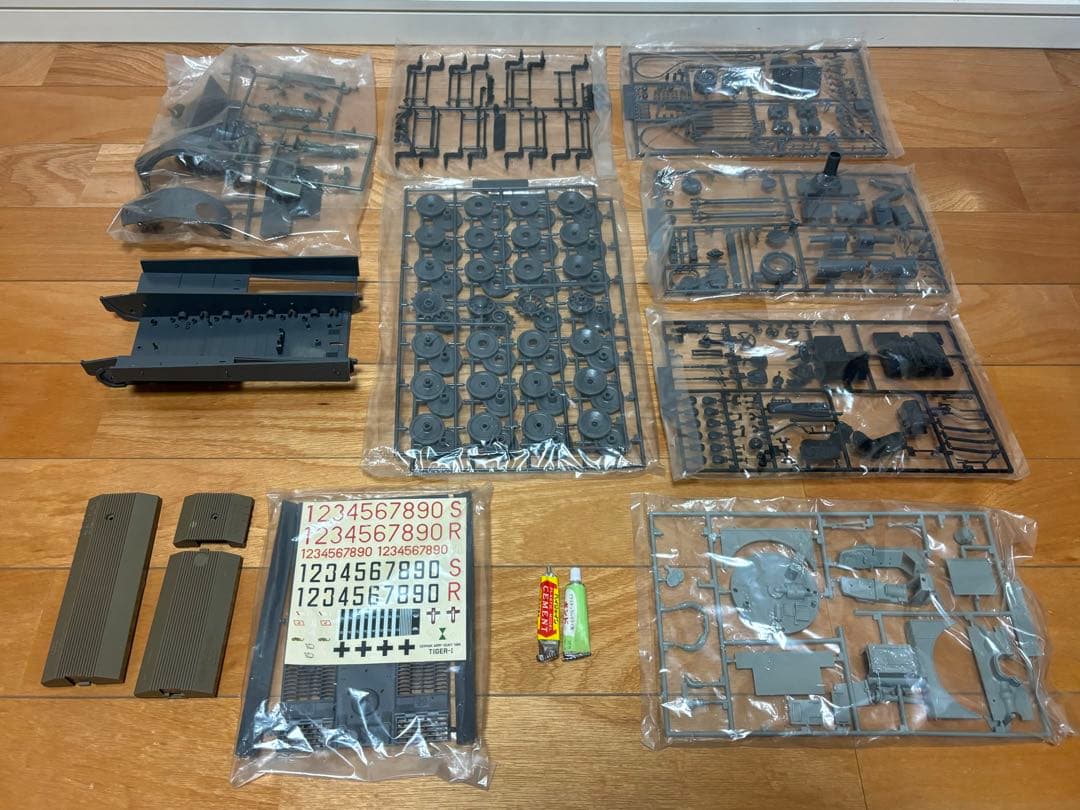 当時物 小鹿タミヤ 1/25 ドイツ陸軍重戦車 タイガーI型 リモコンタンク