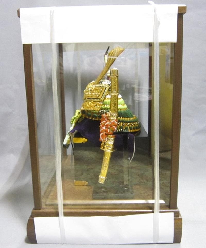 端午の節句 特選五月人形 上兜 8号正絹ケース飾り