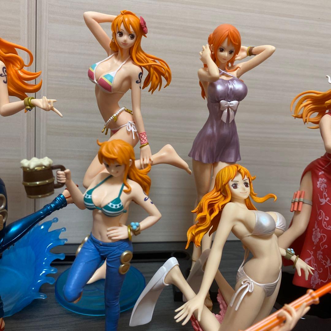 ワンピース・ナミ12体まとめ売り