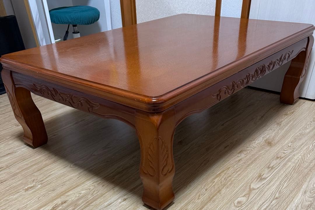 こたつテーブル高級感ある美品木製彫刻入り