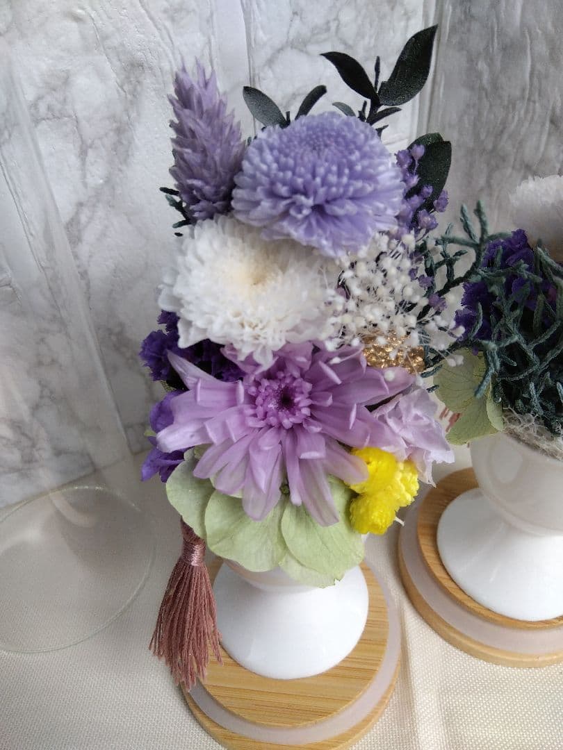 仏花プリザーブドフラワー　ガラスボトル入り　1対2基　匿名配送