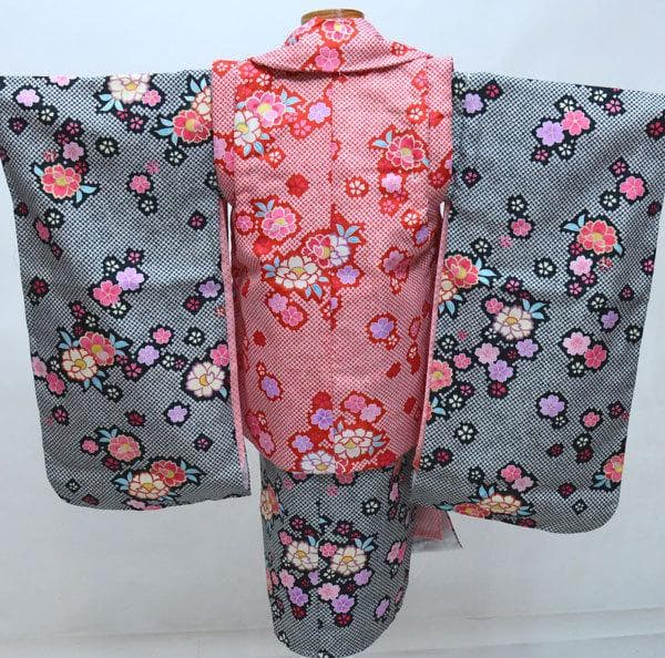 七五三 三歳 女児 被布着物フルセット 黒色×赤色 お仕立て無料 NO31594