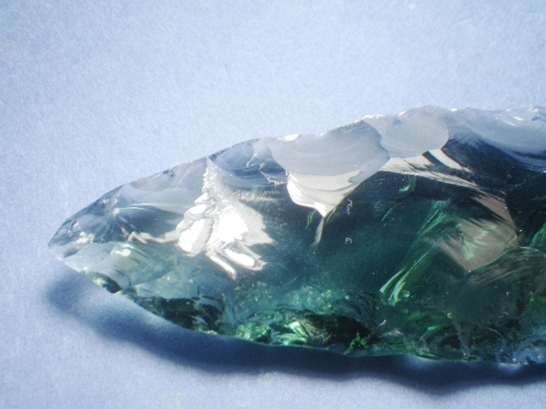 アンダラクリスタル 石器　 ２５１０２１－１