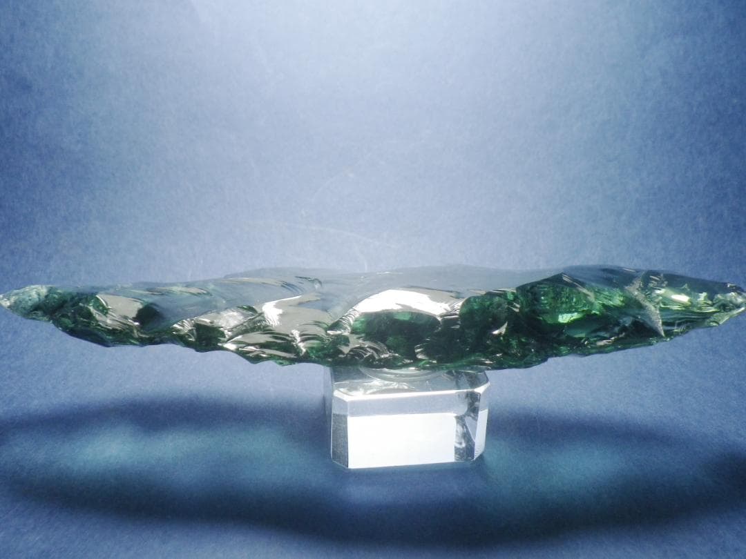 アンダラクリスタル 石器　 ２５１０２１－１