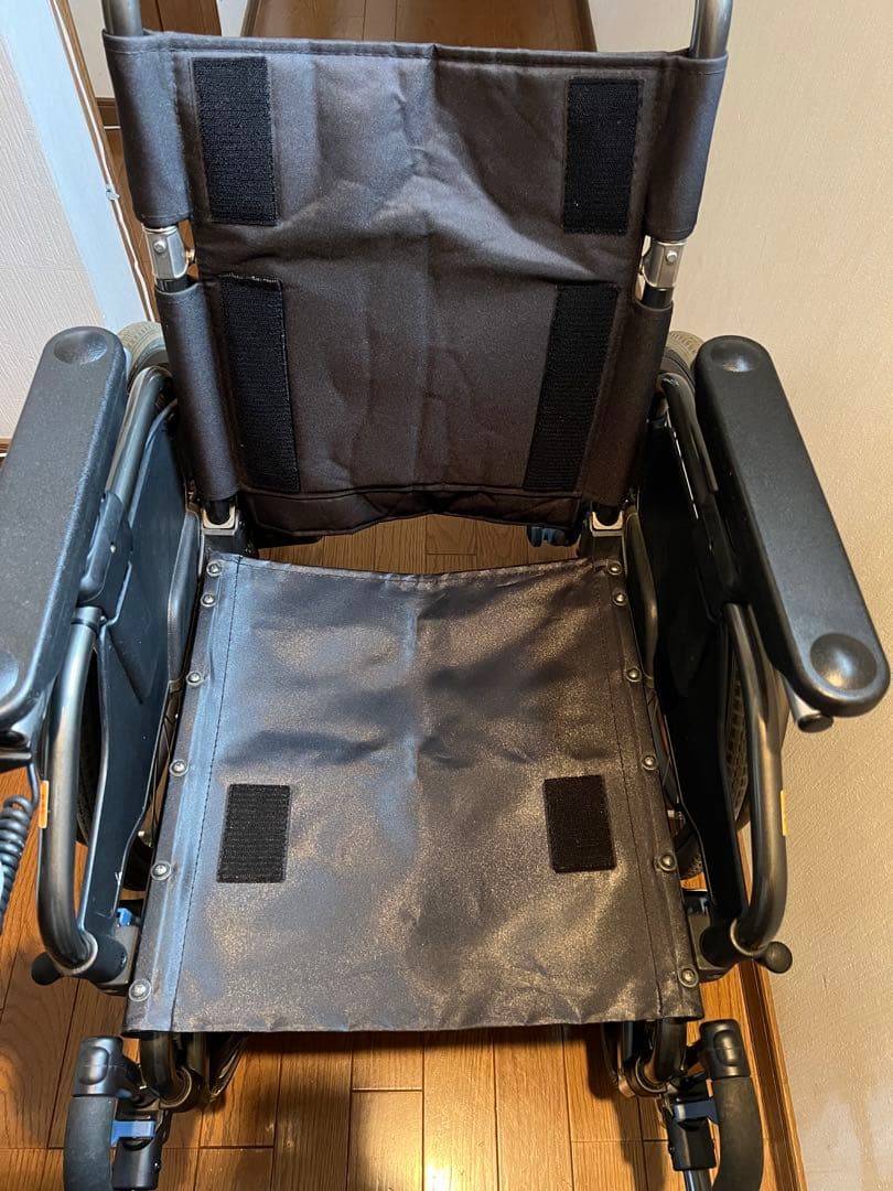 【美品】YAMAHA 軽量型電動車椅子　JWアクティブ　バッテリー2個　充電器付