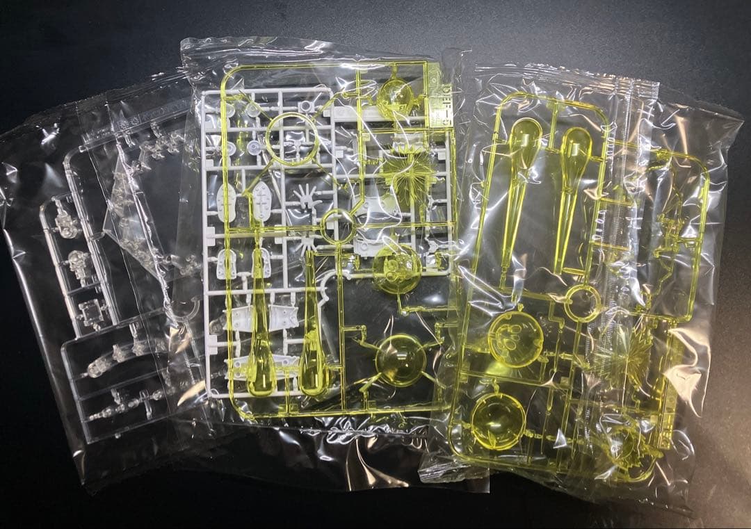 未開封　ドラゴンボールZ 超サイヤ人トランクス＆ベジータ DXセット　プラモデル