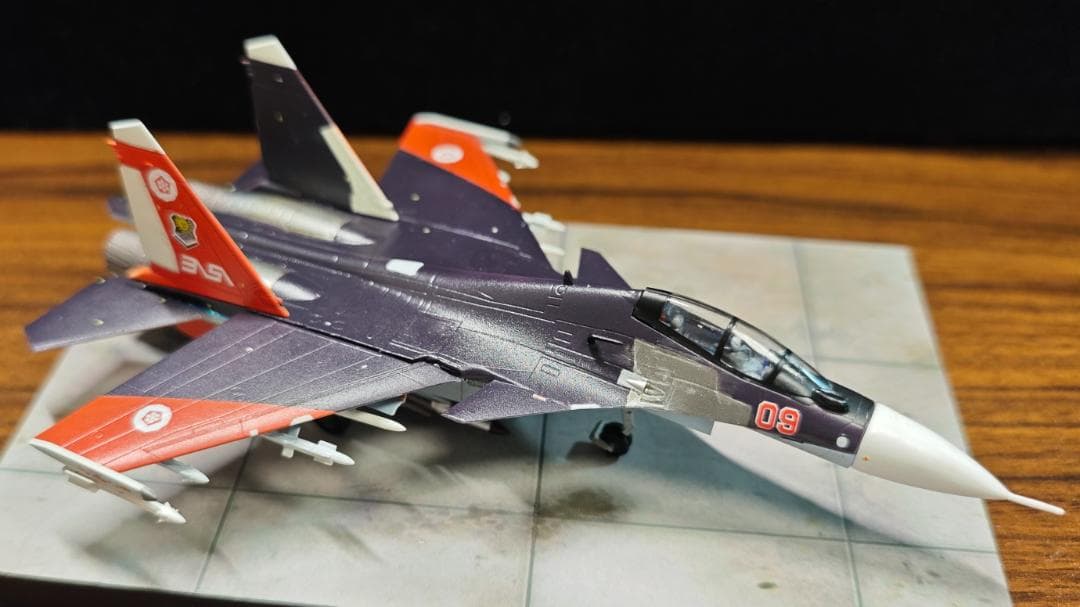 1/144 エースコンバット Su-30 ミハイ仕様 仕上げ改造品 電飾 - メルカリ
