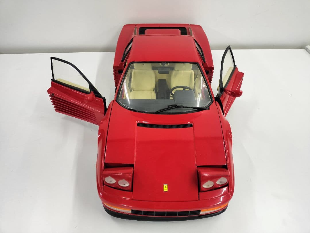 ポケール　Pocher　１／８ フェラーリ テスタロッサ　 ロッソ