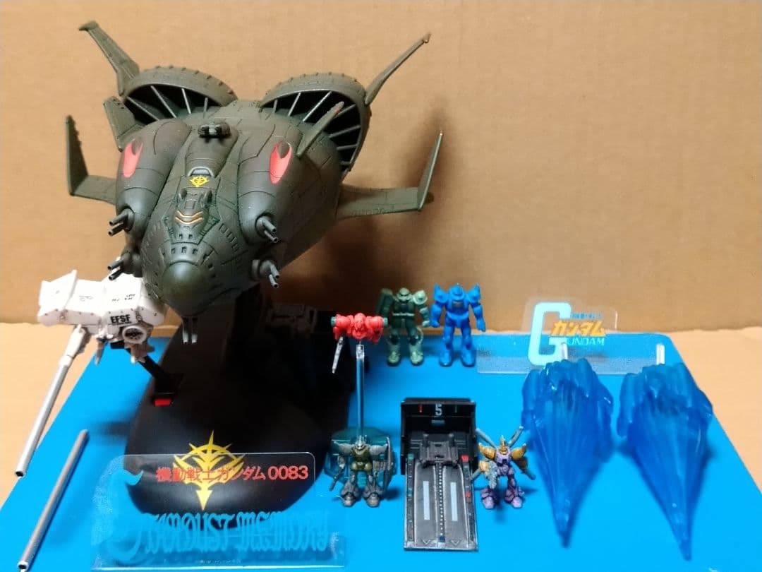 【オマケ付】 M&V 0083 リリー・マルレーン ザンジバルⅡ級機動巡洋艦