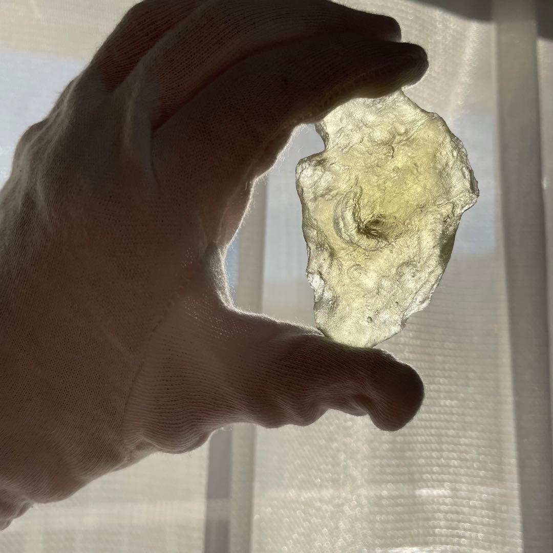 最終セール　高品質　リビアングラス　月のような溝　54.3g 魂の浄化