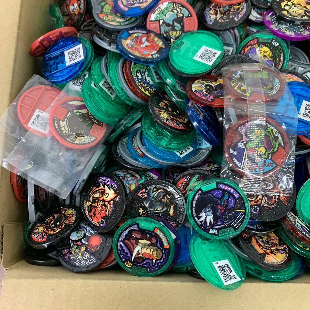 ➀ 妖怪ウォッチ 妖怪メダル 大量まとめ売り（約12kg） ※ばら売り不可