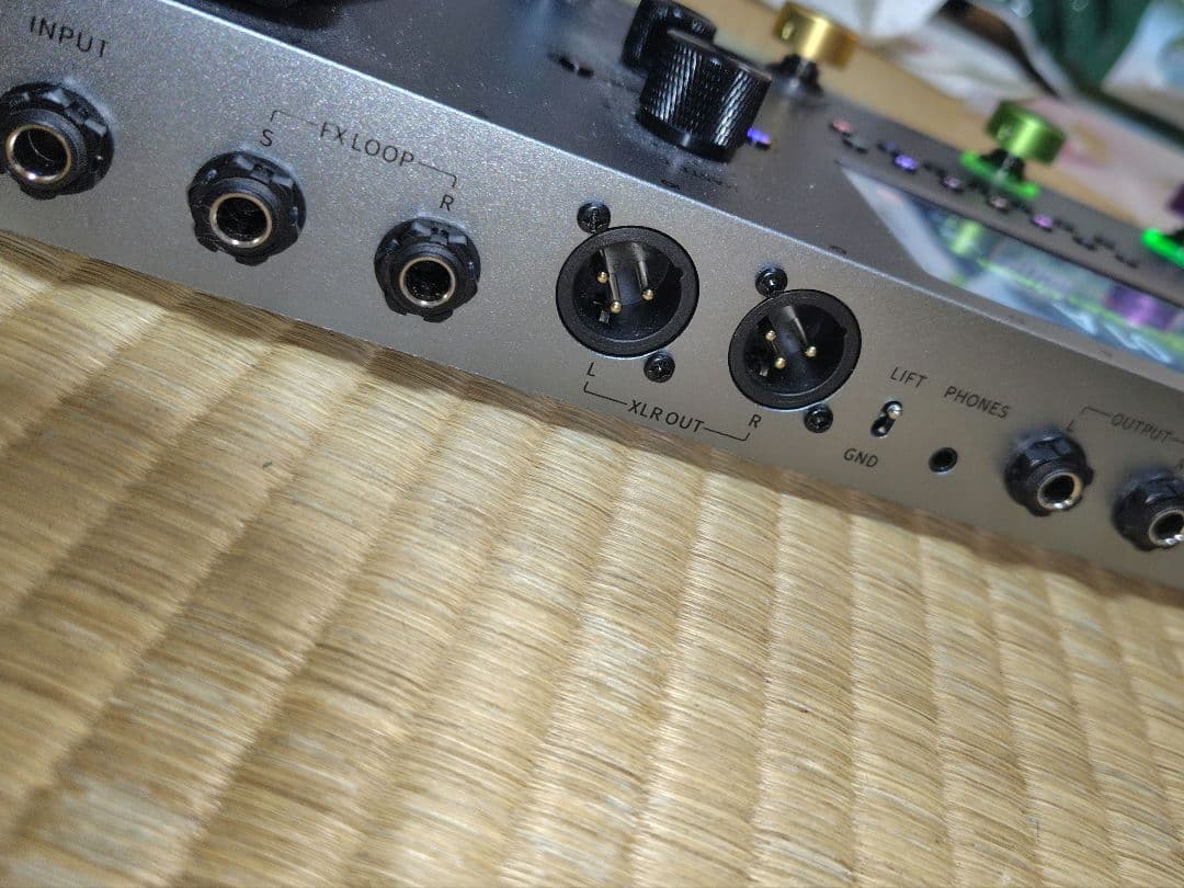 mooer ge1000li(マルチエフェクター/バッテリー有)フットスイッチ付
