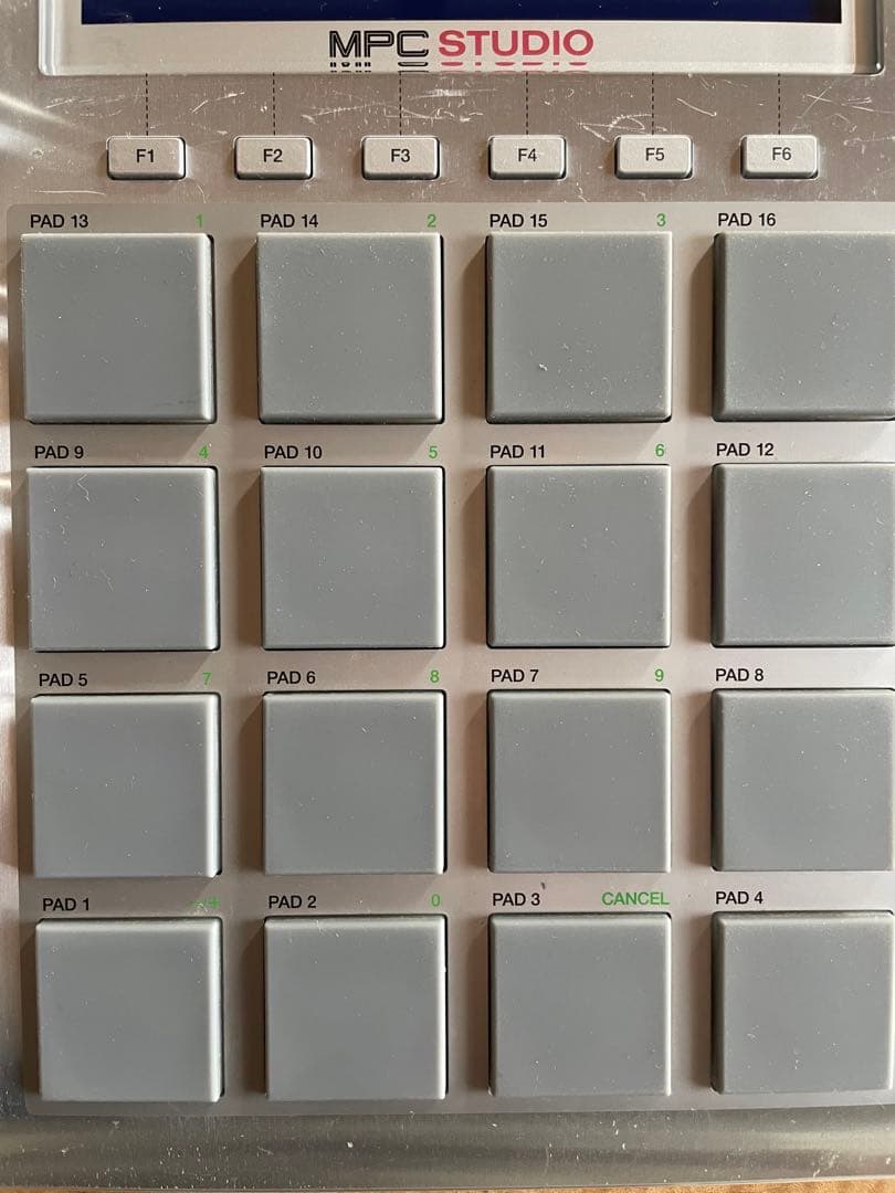 AKAI MPC STUDIO コントローラー ケース付き