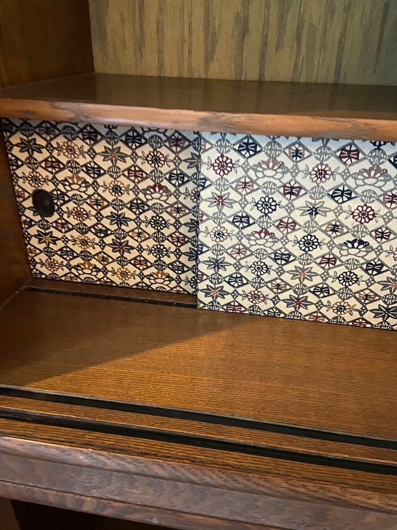 値下げしました！欅&スギ　　茶箪笥　木製品　高級家具　アンティーク　木目　棚