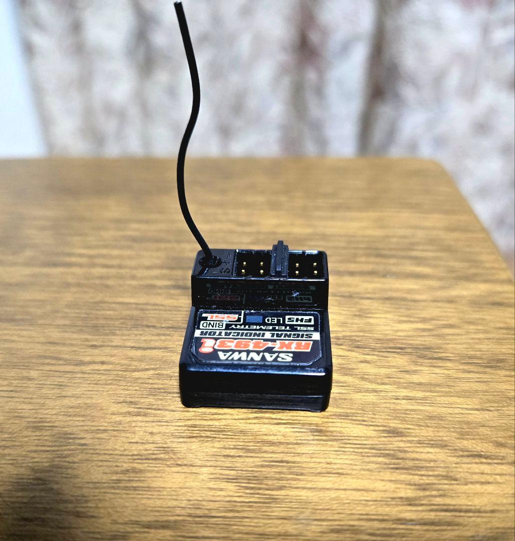 SANWA サンワ 受信機 RX-493i 綺麗状態です 使用期間とても少ない
