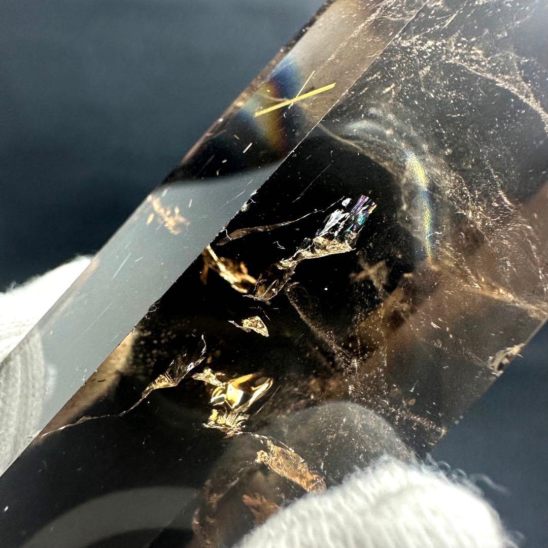 【金運· 魔除 】ゴールドルチル ☆虹☆スモーキークォーツダブルポイントA948