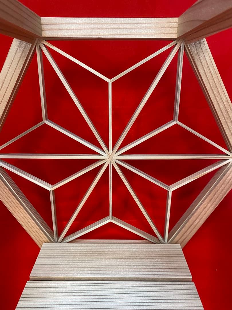 上杉謙信公之兜　東京久月　五月人形　兜飾り　秋田杉　加茂　組子細工