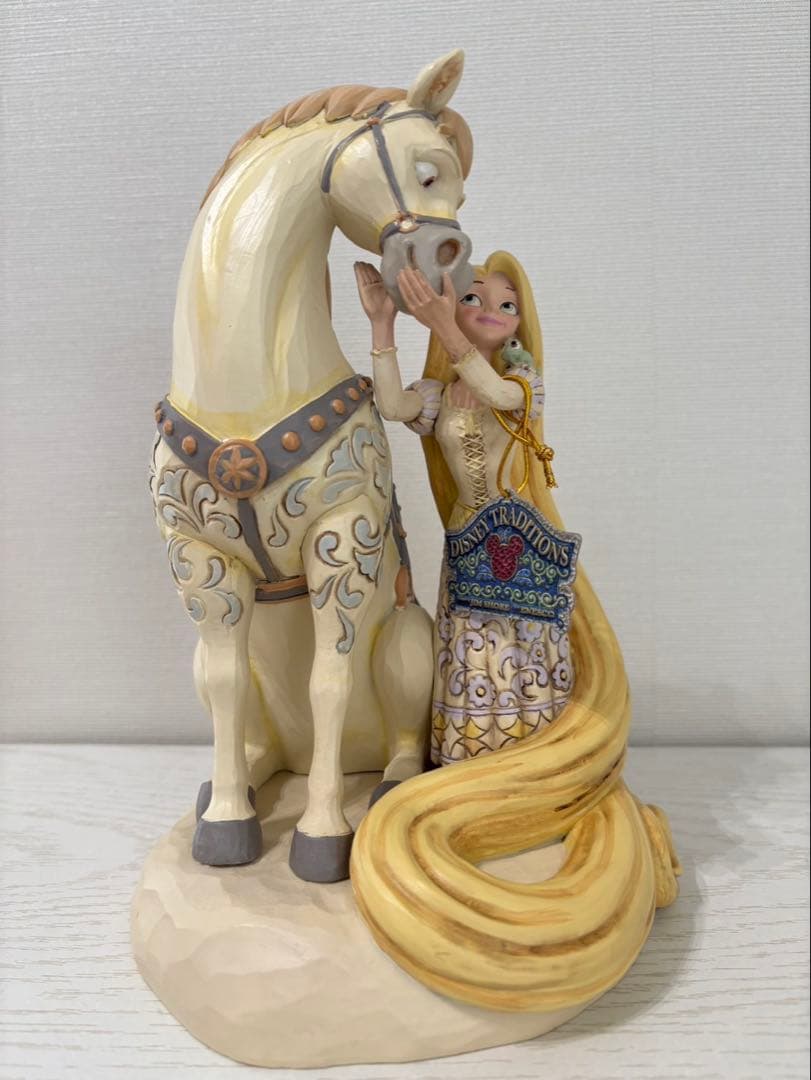 ラプンツェル　Disney トラディション　ホワイトシリーズ　開封済新品