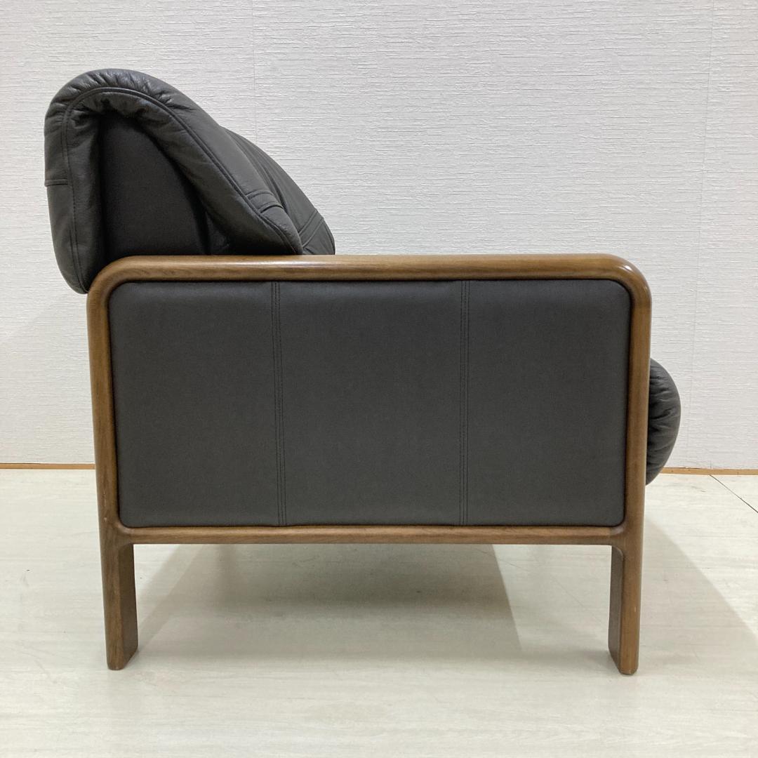 【カリモク】本革 一人掛けソファ シングルソファ レザー アームチェア B