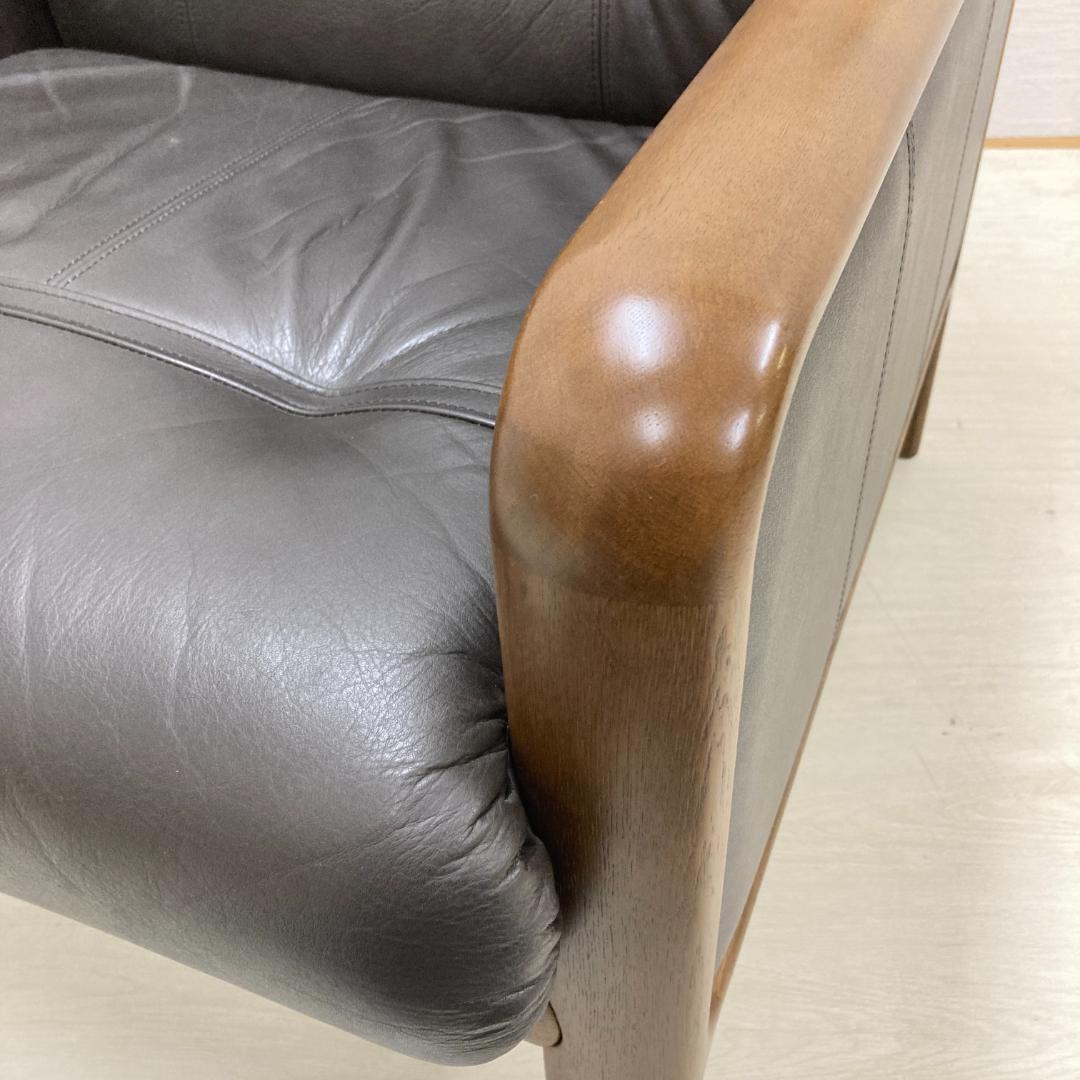 【カリモク】本革 一人掛けソファ シングルソファ レザー アームチェア B