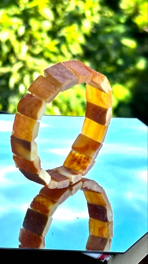 レアスタイル✨ アンバーバングル　琥珀原石タイプ　 ロシア産