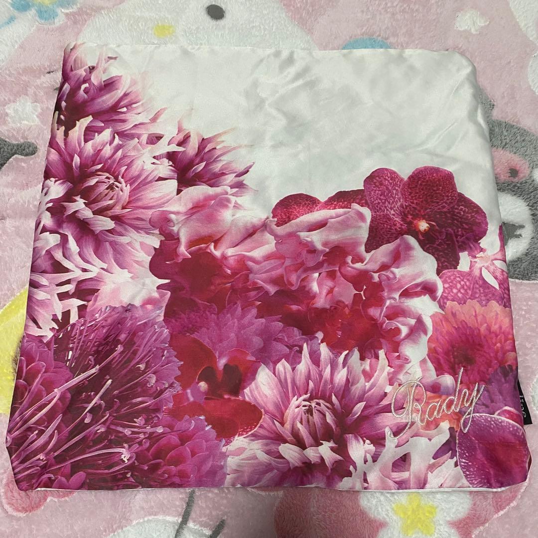 リゾートフラワー　クッションカバー