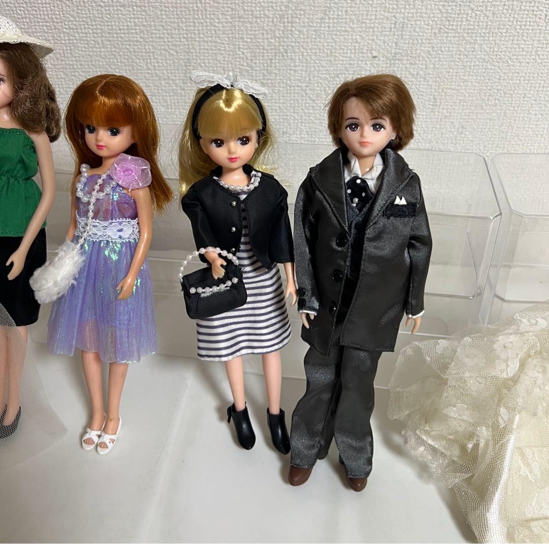 リカちゃん、おばあちゃん、ボーイフレンドのお人形、ウェディングドレスの洋服