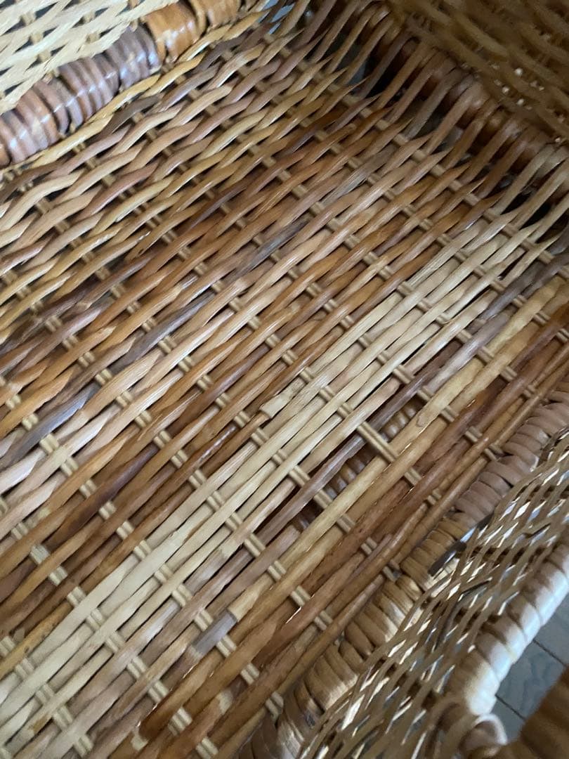 ラタン 4段収納ラック キャスター付き　中古