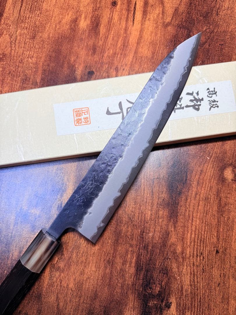 助松　和牛刀 8寸　青紙スーパー鋼　梨地 黒打　包丁　紫檀白水牛八角柄