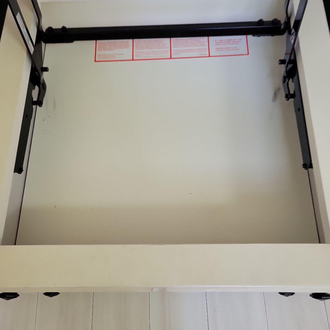 アシュレイ家具　フレンチアンティーク調センターテーブル