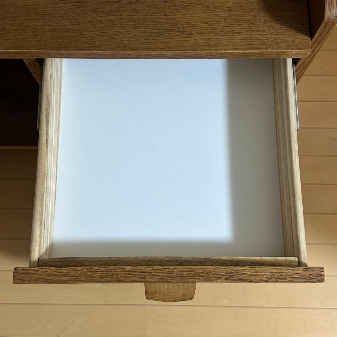 unico  カップボード　ウニコ　クルト　北欧　食器棚