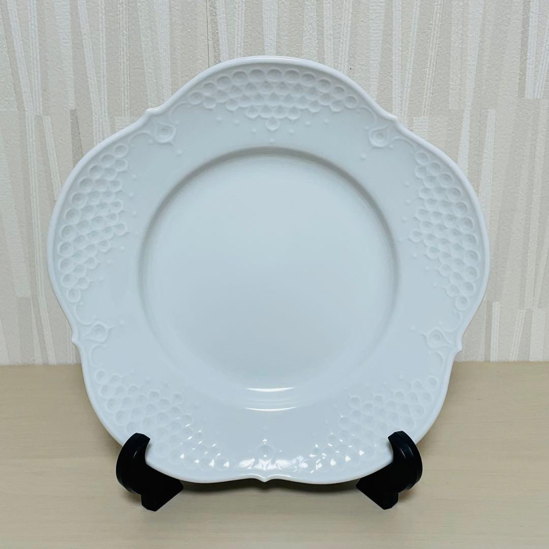 未使用 Meissen マイセン ホワイトレリーフ 皿 プレート 18.5cm