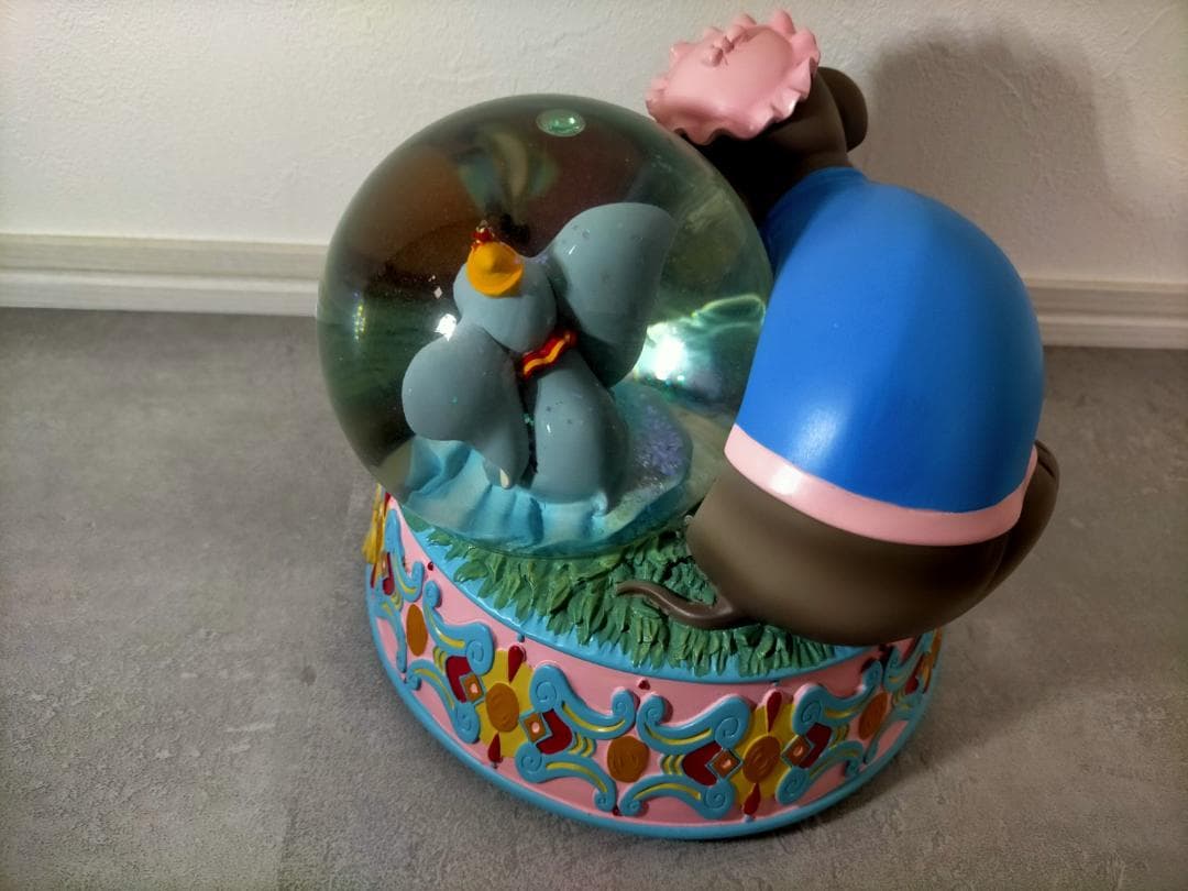 【希少・限定】ダンボ スノードーム ディズニーストア 25周年