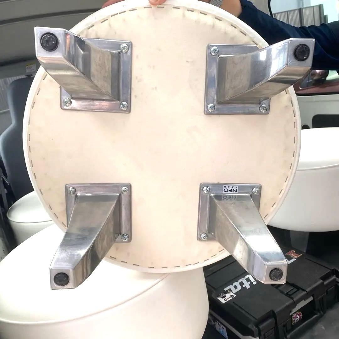 ホワイト　オーバル　オットマン 合皮　おしゃれ　インテリア　店舗　展示場