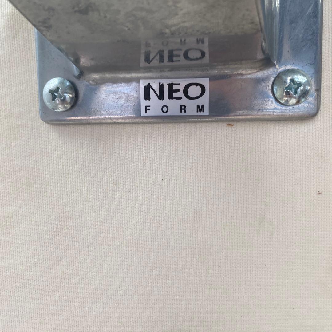 ホワイト　オーバル　オットマン 合皮　おしゃれ　インテリア　店舗　展示場