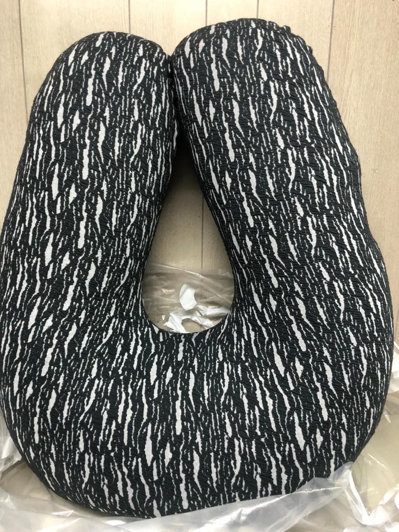 北九州直接取引OK 未使用品 ヨギボー ラックスサポート ダークグレー