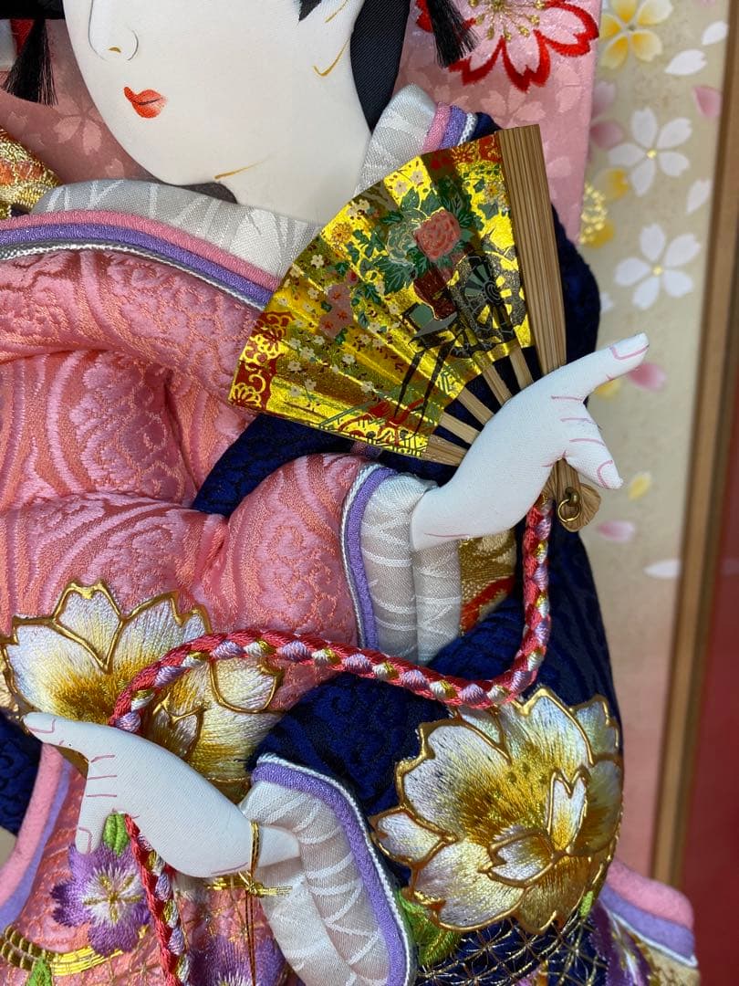 羽子板　振袖　ガラスケース１３号・サイズ間口約２９×奥行約２３×高さ約５５㎝