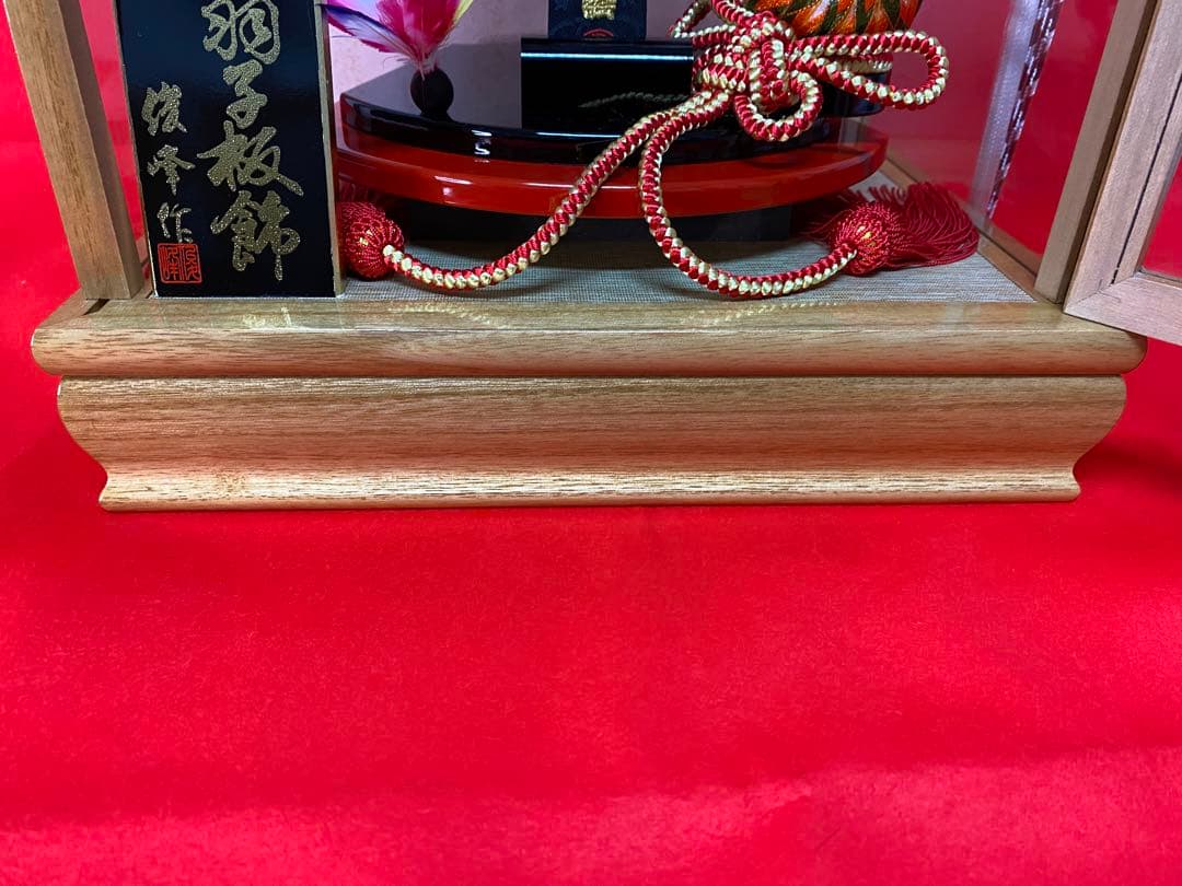 羽子板　振袖　ガラスケース１３号・サイズ間口約２９×奥行約２３×高さ約５５㎝