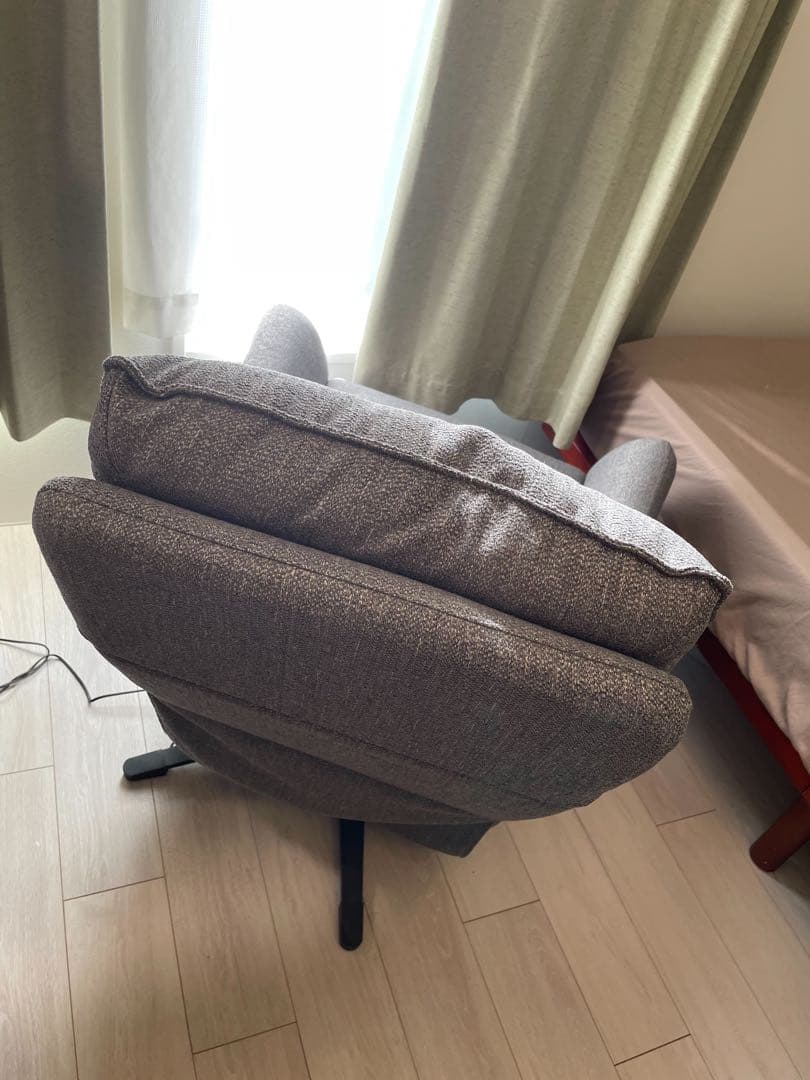 【送料込】電動布張りリクライニングパーソナルチェア(ニトリ LE01 DGY）