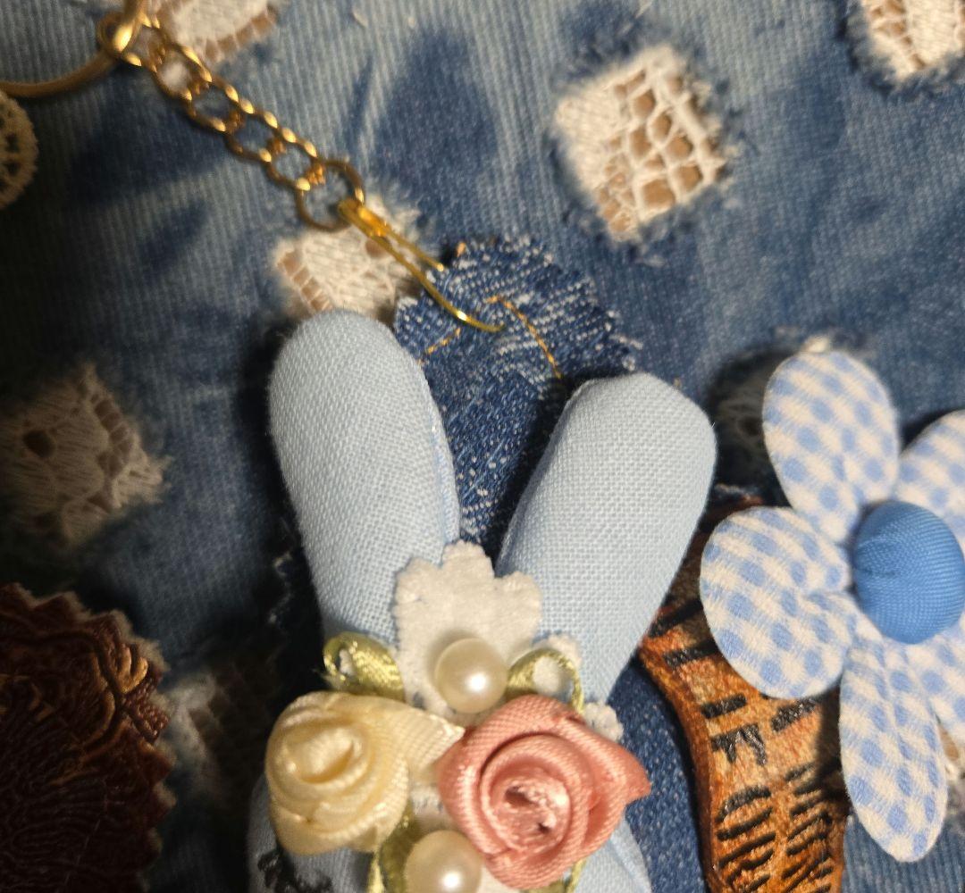 いちごパフェ☆デニムリメイクハンドメイドぷっくりチャーム　キーホルダー