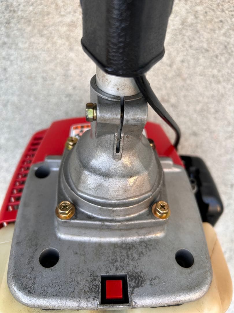 丸山製作所　マルヤマ　BIGM　刈払機　草刈機　CBC20 整備済み