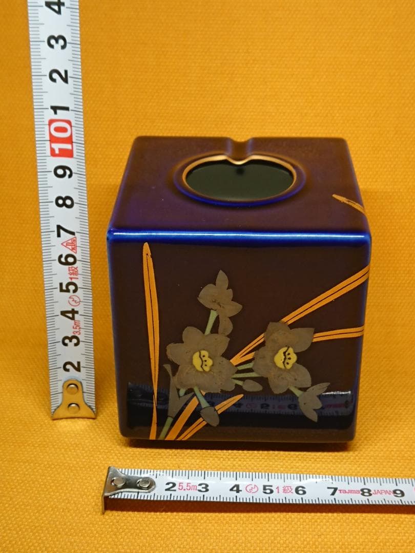 美品】花瓶 香蘭社 蘭絵 瑠璃色 置物 インテリア 工芸品 美術品 A1167