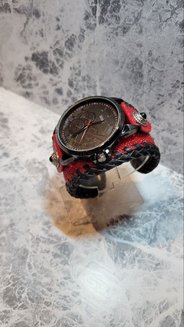 バングル腕時計　赤スティングレー(エイ革)