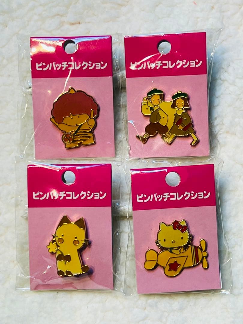 [激レア品] サンリオキャラクター　ピンバッジコレクション　全35種！